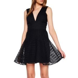 Bardot Black Lacey Lace Deep Plunge Lace‎ Fit & Flare Cocktail Mini Dress Size 8